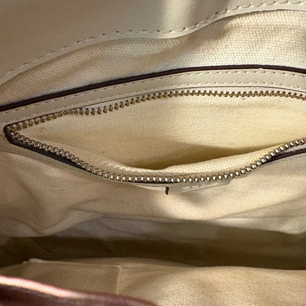 Gucci GG Canvas Mayfair Leather
2-Way Shoulder Bag/Crossbody
Tote - Picture 13 of 14
